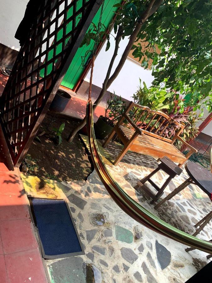 Hostal Vacaciones Nicas Leon Exterior photo